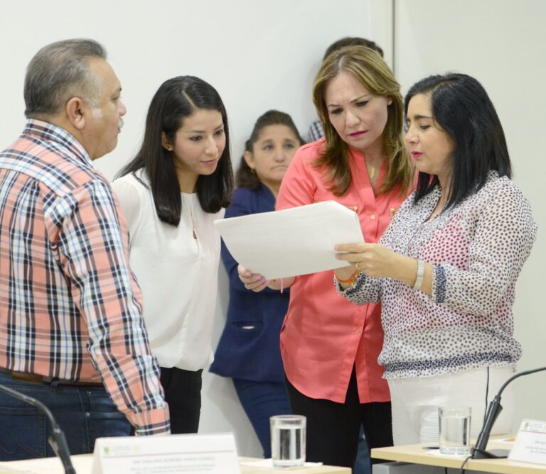 Aprueban en comisión del Congreso medidas contra la violencia digital y el ciberacoso