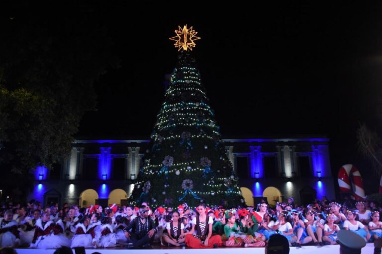 Niñas y niños de Progreso dan la bienvenida a la Navidad