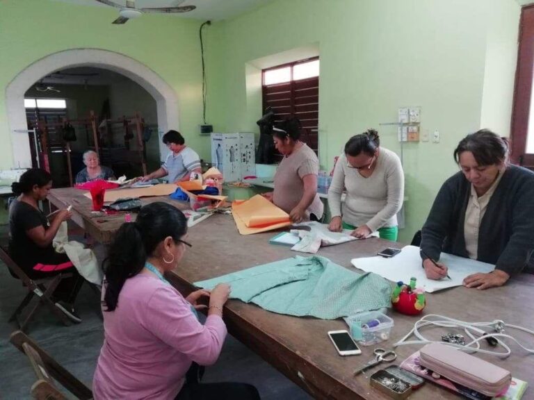 PROGRESO: Invitan a exhibición de artesanías en el centro cultural “Nakuk Pech”