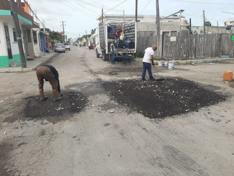Ayuntamiento de Progreso inicia el año intensificando servicios públicos en colonias y comisarias