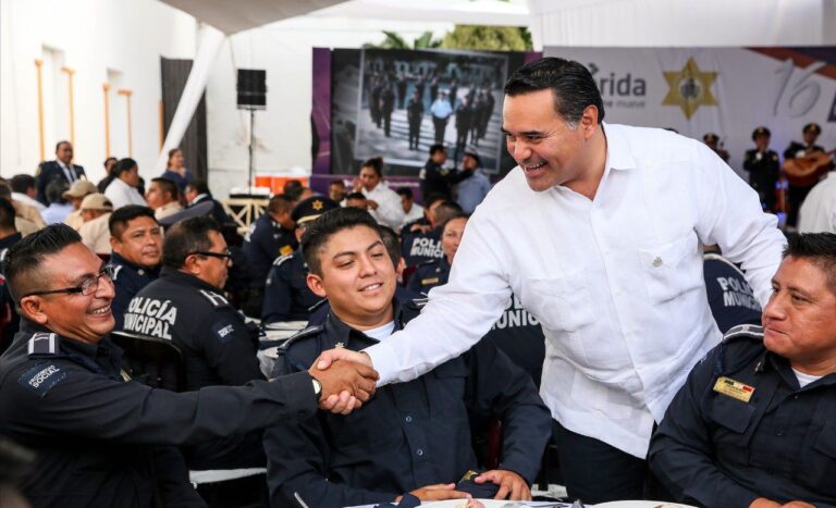 El alcalde Renán Barrera exhorta a no bajar la guardia en materia de seguridad para mantener a Mérida en el primer lugar nacional en este aspecto