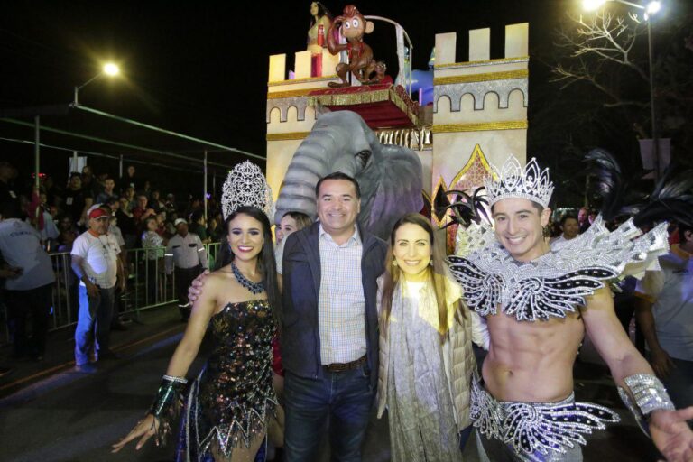 MÉRIDA: Ciudad Carnaval vive un espectacular “Sábado de Fantasía” con más 110, 000 asistentes.