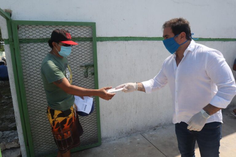 Albañiles de Progreso y sus comisarías reciben apoyo del alcalde Julián Zacarías Curi, ante los efectos de la contingencia por COVID-19