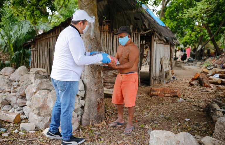 GOBIERNO: Familias yucatecas vulnerables reciben por tercera ocasión el Apoyo Alimentario que entrega el Gobierno del Estado