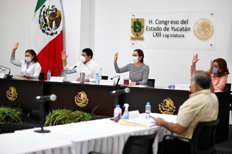 LXII legislatura:  Aprueban en Comisión,  dictámenes de autorización para empréstitos a Mérida, Progreso y Umán.