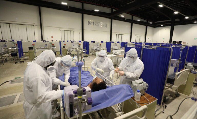 GOBIERNO:  El hospital temporal del Centro de Convenciones y Exposiciones Yucatán Siglo XXI amplía los criterios de admisión para aliviar la ocupación de camas en hospitales públicos federales y estatales