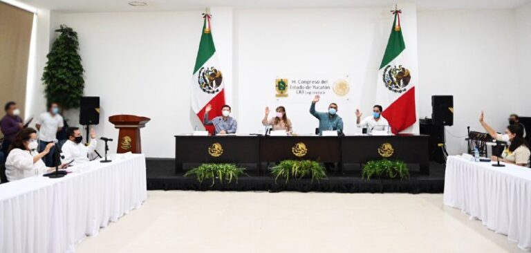 LXll Legislatura: Avalan propuesta técnica para reformas a la Constitución Política de Yucatán