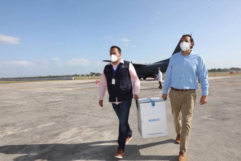 GOBIERNO: Nuevo cargamento con 16,350 llega a Yucatán para continuar la vacunación contra Coronavirus de adultos de 60 años y más
