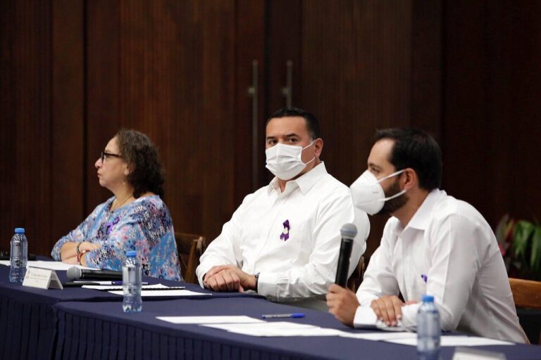 MÉRIDA:  Instalan el Gobernador Mauricio Vila Dosal y el alcalde Renán Barrera Concha la Coordinación municipal contra la Violencia hacia las Mujeres en Mérida