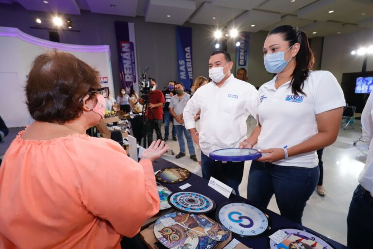 ELECCIONESMÉRIDA: A través de “Emprende MID” Renán Barrera apoyará a los jóvenes empresarios