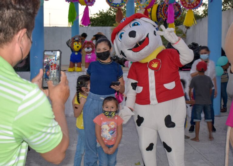 PROGRESO | Niñas y niños de Flamboyanes celebran su día