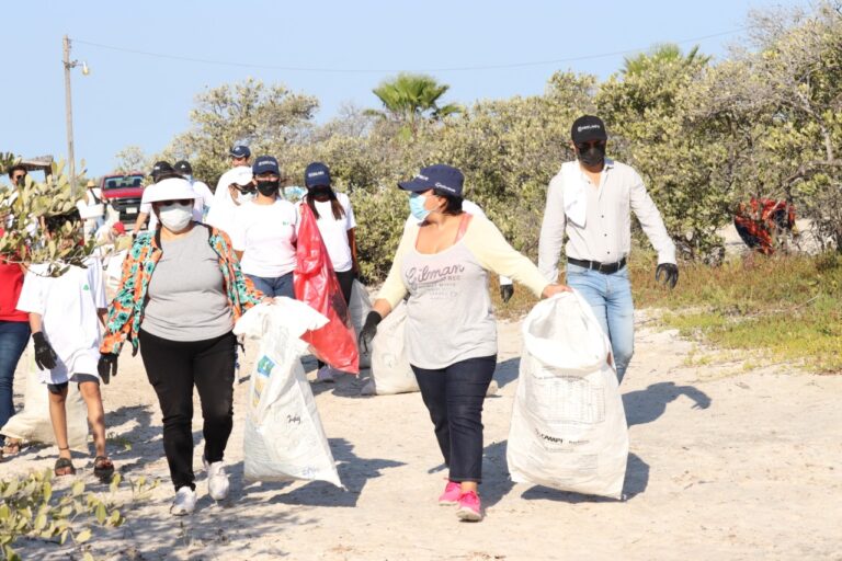 PROGRESO | EN EL MARCO DE LA VI EXPO FORO AMBIENTAL, SE REALIZÓ UNA JORNADA DE LIMPIEZA EN LA RÍA DE CHELEM.