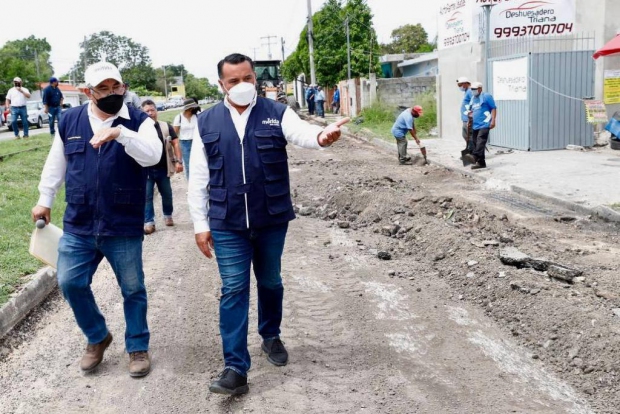 MÉRIDA | El Alcalde Renán Barrera trabaja en el mejoramiento de la infraestructura vial