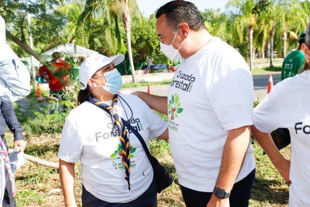 MÉRIDA | La Cruzada Forestal 2022 cumplirá con la meta de 15 mil árboles gracias a la participación ciudadana, destaca el Alcalde Renán Barrera