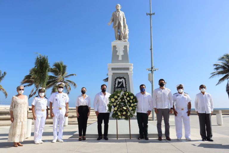 PROGRESO | EL ALCALDE JULIÁN ZACARÍAS CURI ENCABEZÓ LA CEREMONIA CÍVICA CONMEMORATIVA AL ANIVERSARIO DE PROGRESO