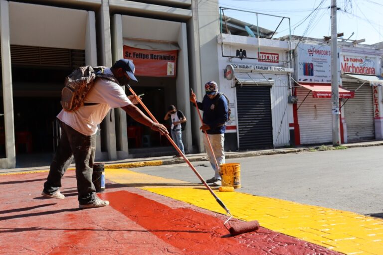 PROGRESO | EN EL MARCO DEL DÍA MUNDIAL DEL PEATÓN, SE REALIZARON TRABAJOS DE MANTENIMIENTO VIAL EN DISTINTAS CALLES DEL PUERTO.