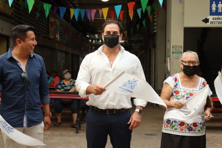 PROGRESO | INICIAMOS LOS TRABAJOS DE REMODELACIÓN DEL ÁREA DE COMIDA DEL MERCADO MUNICIPAL BENEFICIANDO A LOCATARIOS Y COMENSALES DE ESTE ESPACIO.