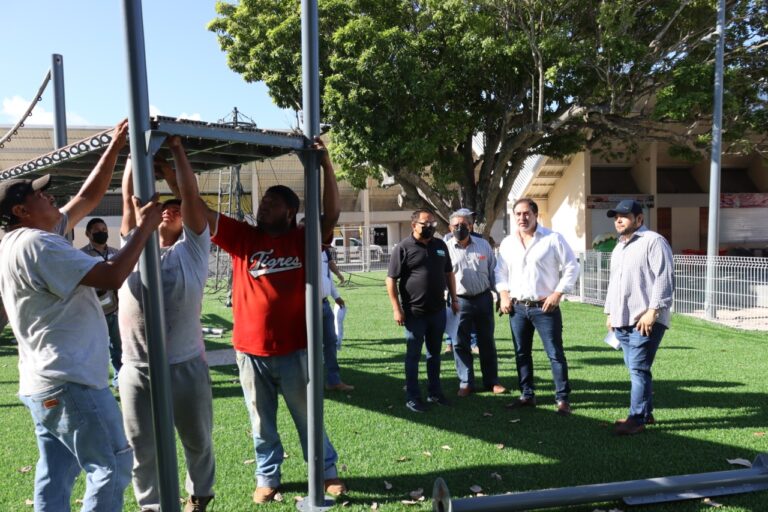 PROGRESO | CONTINÚAN LOS TRABAJOS DE REMODELACIÓN DEL ÁREA DE JUEGOS INFANTILES DEL PARQUE PRINCIPAL DE CHICXULUB PUERTO