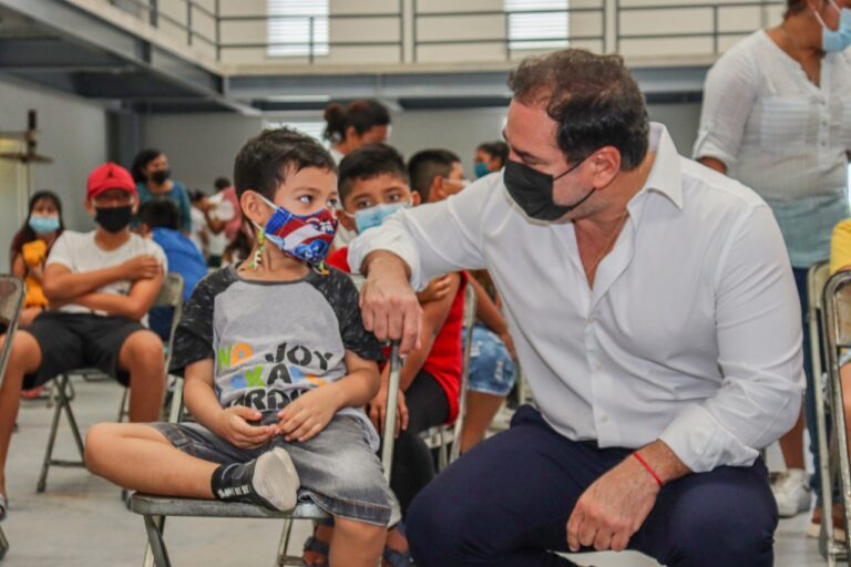 PROGRESO | MÁS DE TRES MIL NIÑOS RECIBIERON LA SEGUNDA DOSIS DE LA VACUNA CONTRA EL CORONAVIRUS EN PROGRESO.