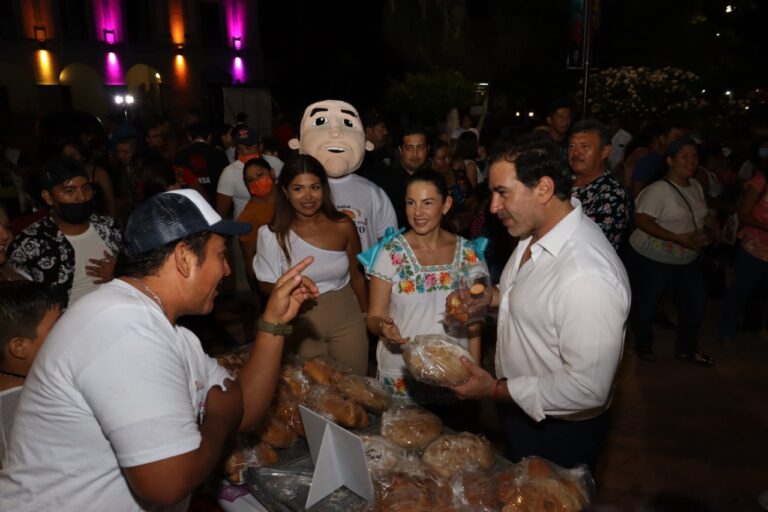 PROGRESO | CON GRAN ÉXITO SE LLEVÓ A CABO LA PRIMER EDICIÓN DEL FESTIVAL DEL PAN DE MUERTO QUE TUVO LUGAR EN EL PARQUE DE LA INDEPENDENCIA