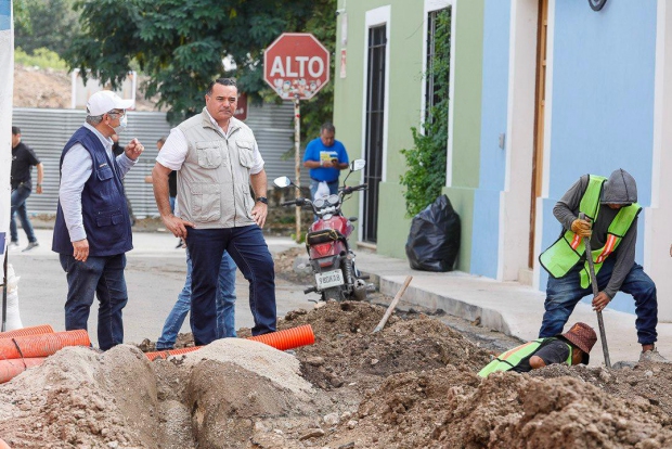 MÉRIDA | El Alcalde Renán Barrera supervisa los avances del corredor gastronómico