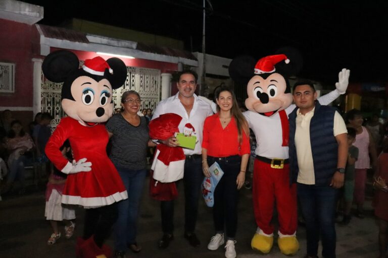 PROGRESO | Vecinos de la Colonia Nueva Yucalpetén celebran la Navidad e invitan al alcalde Julián Zacarías Curi