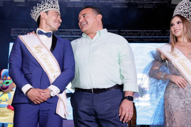 MÉRIDA | Renán Barrera encabeza la tradicional Quema del Mal Humor para dar inicio al Carnaval 2023