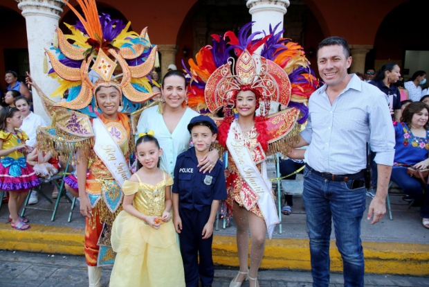 MÉRIDA | Comparsas de niños y niñas llenan de color y diversión el centro histórico con el tradicional desfile infantil del carnaval