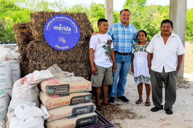 MÉRIDA | Renán Barrera brinda más apoyos a los productores del Municipio.