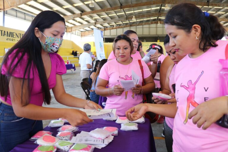GOBIERNO | Semujeres pone en marcha Olas Violeta para acercar servicios gratuitos a todo Yucatán