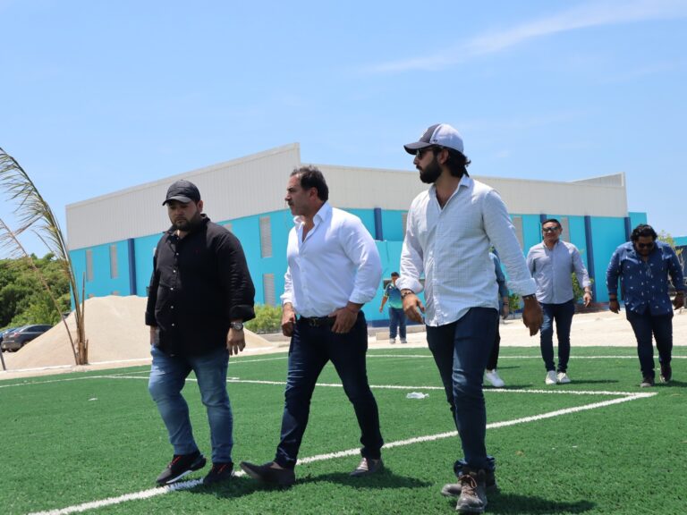 PROGRESO | La Unidad Deportiva Progreso será la casa de los deportistas y lugar de convivencia familiar, afirmó Zacarías Curi durante reciente recorrido de supervisión