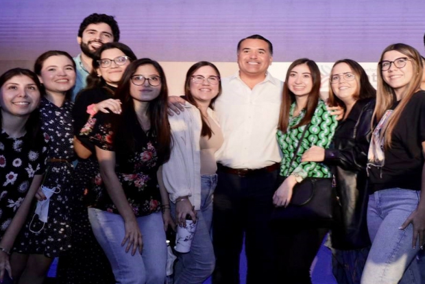 MÉRIDA | Renán Barrera promueve más espacios para el desarrollo integral de la juventud