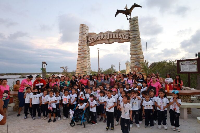 PROGRESO | El Parque Temático Sendero Jurásico sigue registrando gran afluencia de visitantes