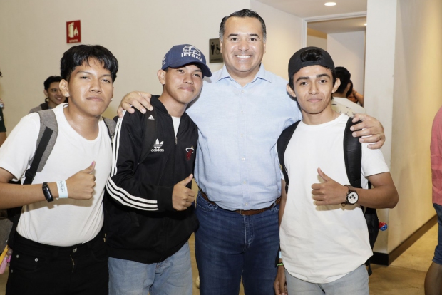 MÉRIDA | Renán Barrera amplía las oportunidades para las y los jóvenes del Municipio