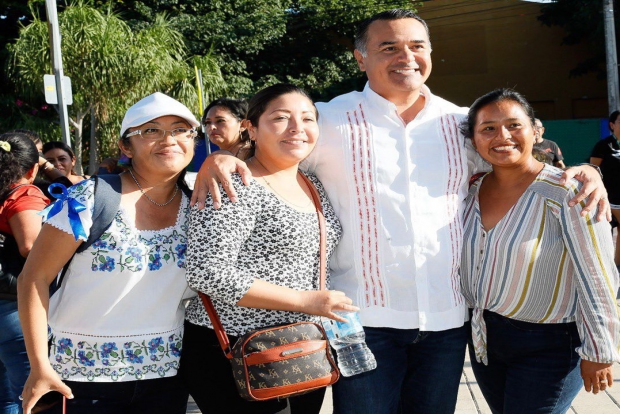 MÉRIDA | Renán Barrera apoya el cuidado de la salud de las mujeres del Municipio