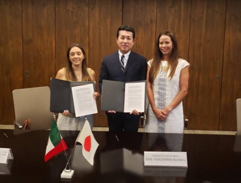 GOBIERNO | El Gobierno de Japón dona 1.5 millones de pesos al estado de Yucatán para impulsar la reducción de la pobreza y atender a la población maya en el municipio de Tzucacab