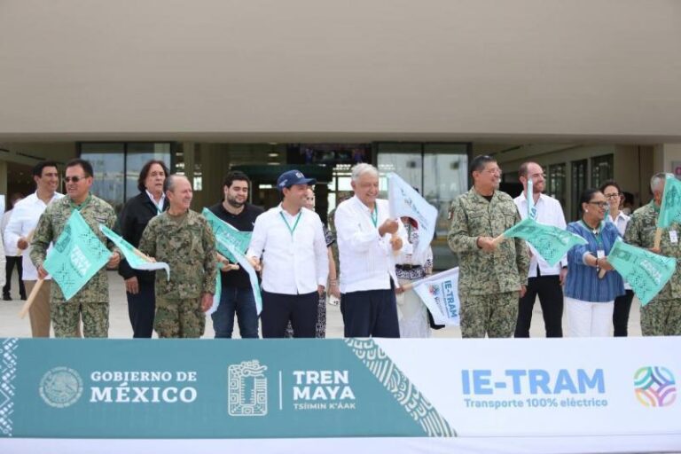 GOBIERNO | Realizan banderazo inaugural el Gobernador Mauricio Vila Dosal y el Presidente Andrés Manuel López Obrador, de la primera ruta del Ie-tram: Paseo 60-La Plancha-Teya