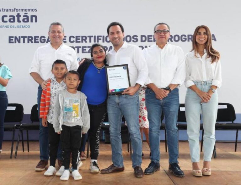 GOBIERNO | El Gobernador Mauricio Vila Dosal sigue transformando la vida de familias yucatecas otorgando certeza patrimonial