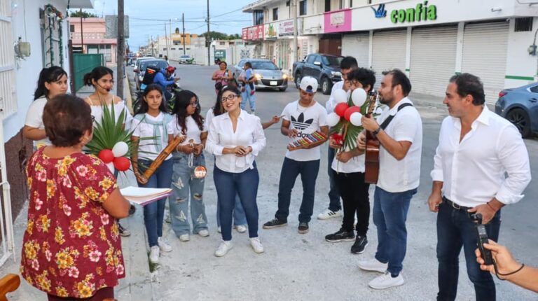 PROGRESO | “ES IMPORTANTE QUE LOS PADRES Y ADULTOS, FOMENTEMOS EN NUESTROS NIÑOS LAS TRADICIONES Y NUESTRA CULTURA”, RESALTÓ EL ALCALDE JULIÁN ZACARÍAS CURI DURANTE EL CONCURSO “CANTEMOS LA RAMA”