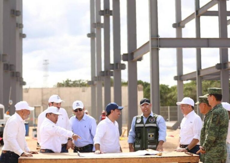 GOBIERNO | El Gobernador Mauricio Vila Dosal realiza visita de observación a obras del nuevo Hospital General «Dr. Agustín O’Horán»