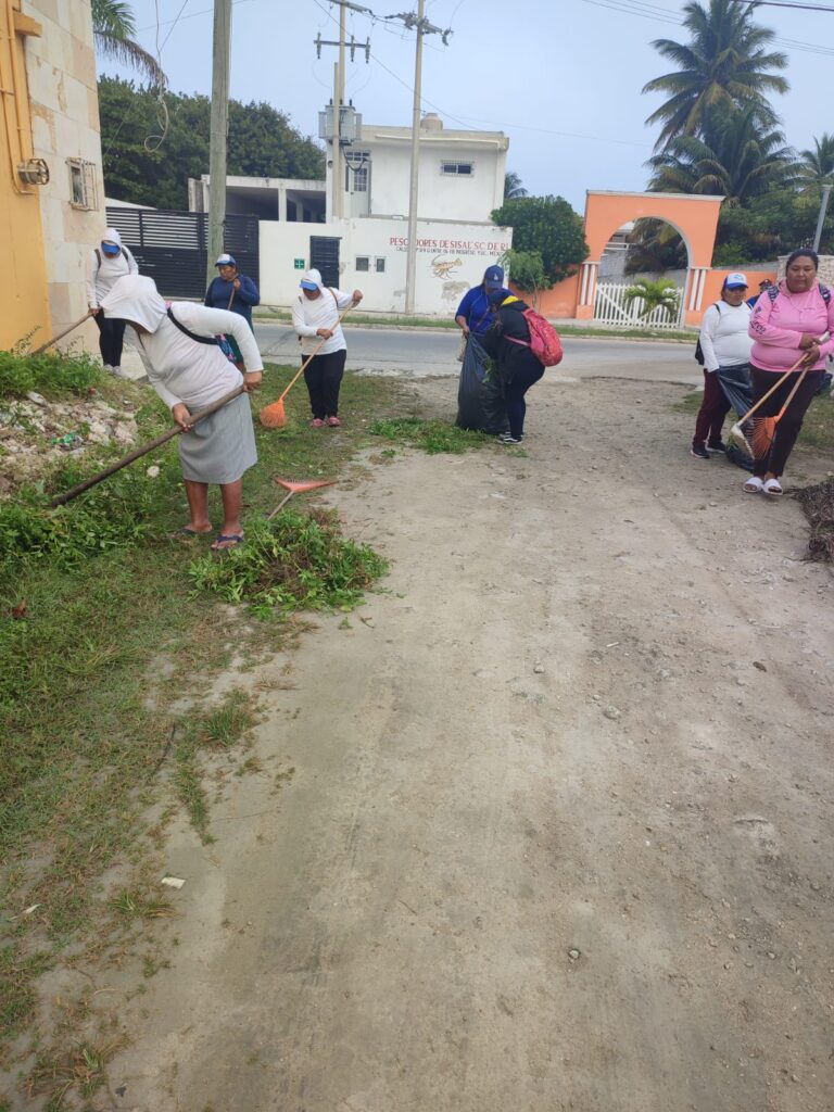 PROGRESO | CONTINUA LA LIMPIEZA DE CALLES EN COLONIAS DE PROGRESO, GRACIAS A «AYUNTAMIENTO EN ACCIÓN