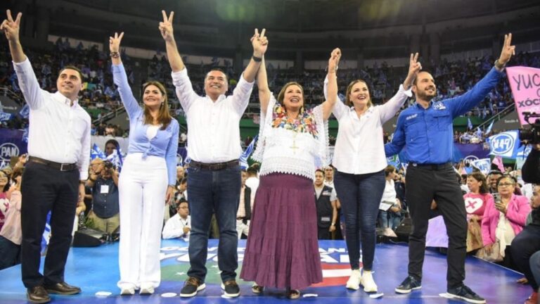 POLITICA | “¡Vamos a ganar la gubernatura de #Yucatán y la alcaldía de Mérida!”, afirman Renán Barrera y Cecilia Patrón en su cierre de precampaña