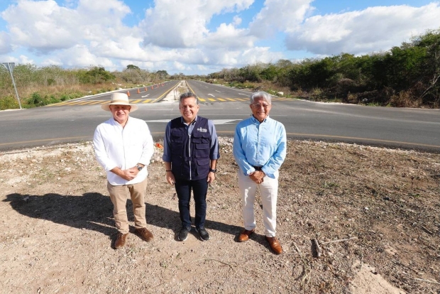 MÉRIDA | El Ayuntamiento trabaja permanentemente en el mejoramiento de la infraestructura vial en todo el Municipio