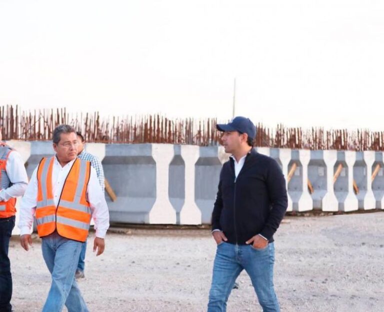 GOBIERNO | Supervisa el Gobernador Mauricio Vila Dosal las labores de construcción del viaducto elevado de Progreso