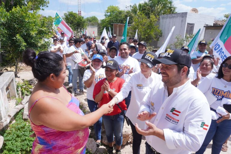 ELECCIONES | Miles de mujeres ofrecen su “apoyo a lo grande” a Jorge Díaz