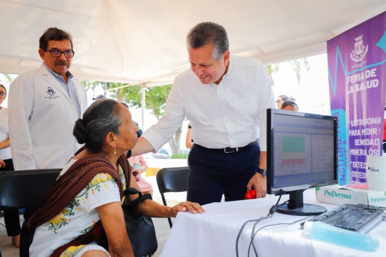 MÉRIDA | El Ayuntamiento pone en marcha servicio de electrocardiograma sin costo en la Feria de la Salud