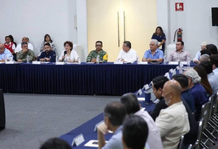 GOBIERNO | Refrendan colaboración para atender los posibles efectos del huracán Beryl en Yucatán