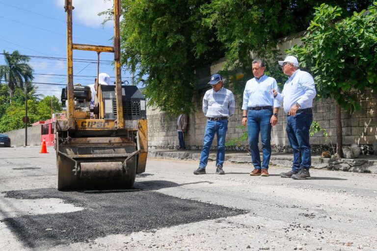 MÉRIDA | El Ayuntamiento realizará esfuerzos extraordinarios para atender el bacheo y la recolección de cacharros en el municipio.