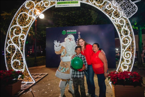 MÉRIDA | El Ayuntamiento lleva la Navidad al sur de Mérida: Cecilia Patrón.