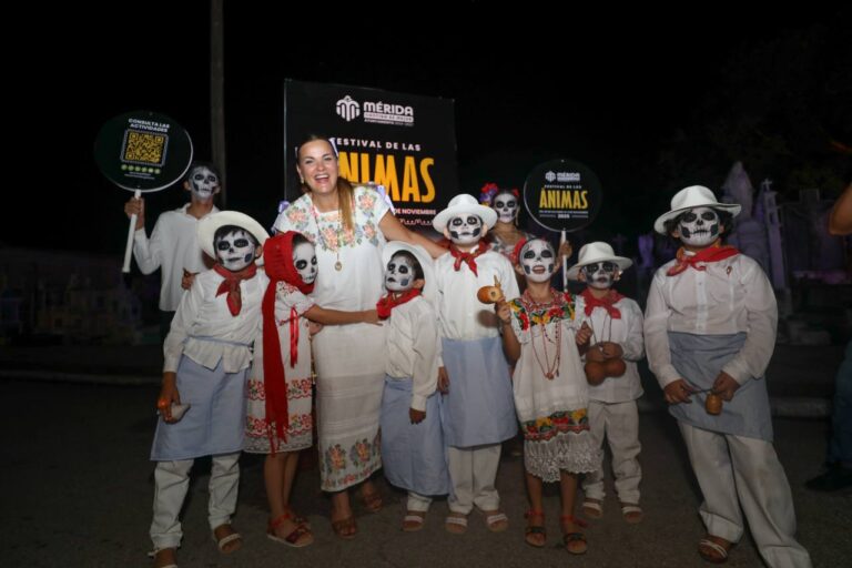 #Mérida | Las ánimas tomarán las calles de Mérida para compartir una tradición que nos hace únicos y distinguibles; Cecilia Patrón.
